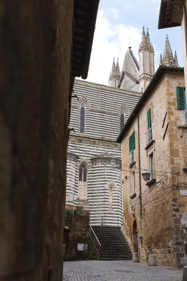 Ad Un Passo Dal Duomo Apartment Orvieto Ngoại thất bức ảnh